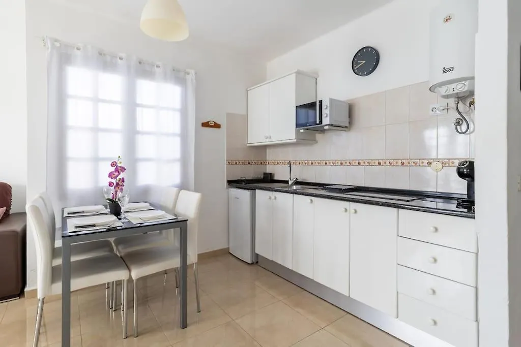 Casa Alba Apartment Puerto del Carmen  0*, Puerto del Carmen (Lanzarote) Spain